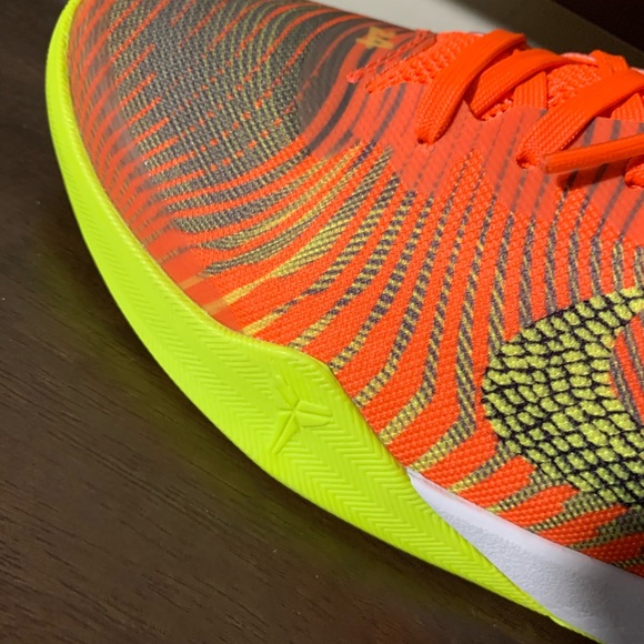 kobe 2 Orange